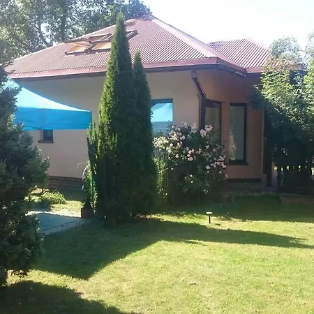 Bastówka 2 *